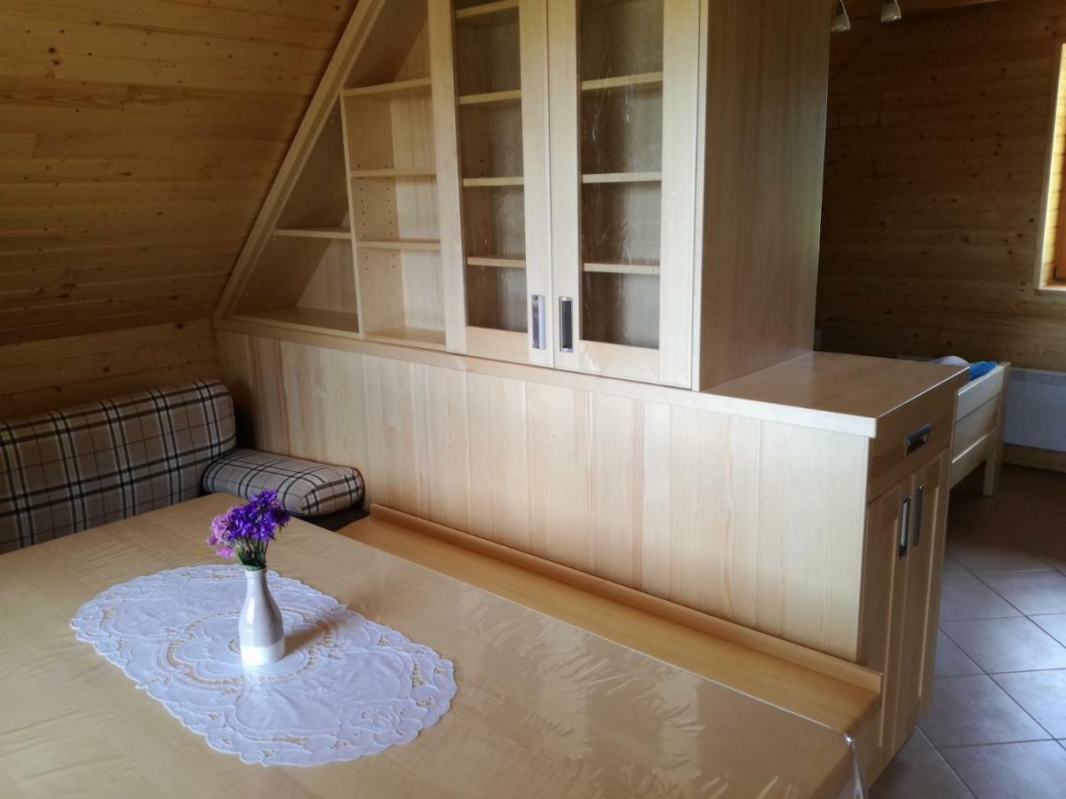 Apartmaji Vrhovnik Cerklje na Gorenjskem Exteriör bild